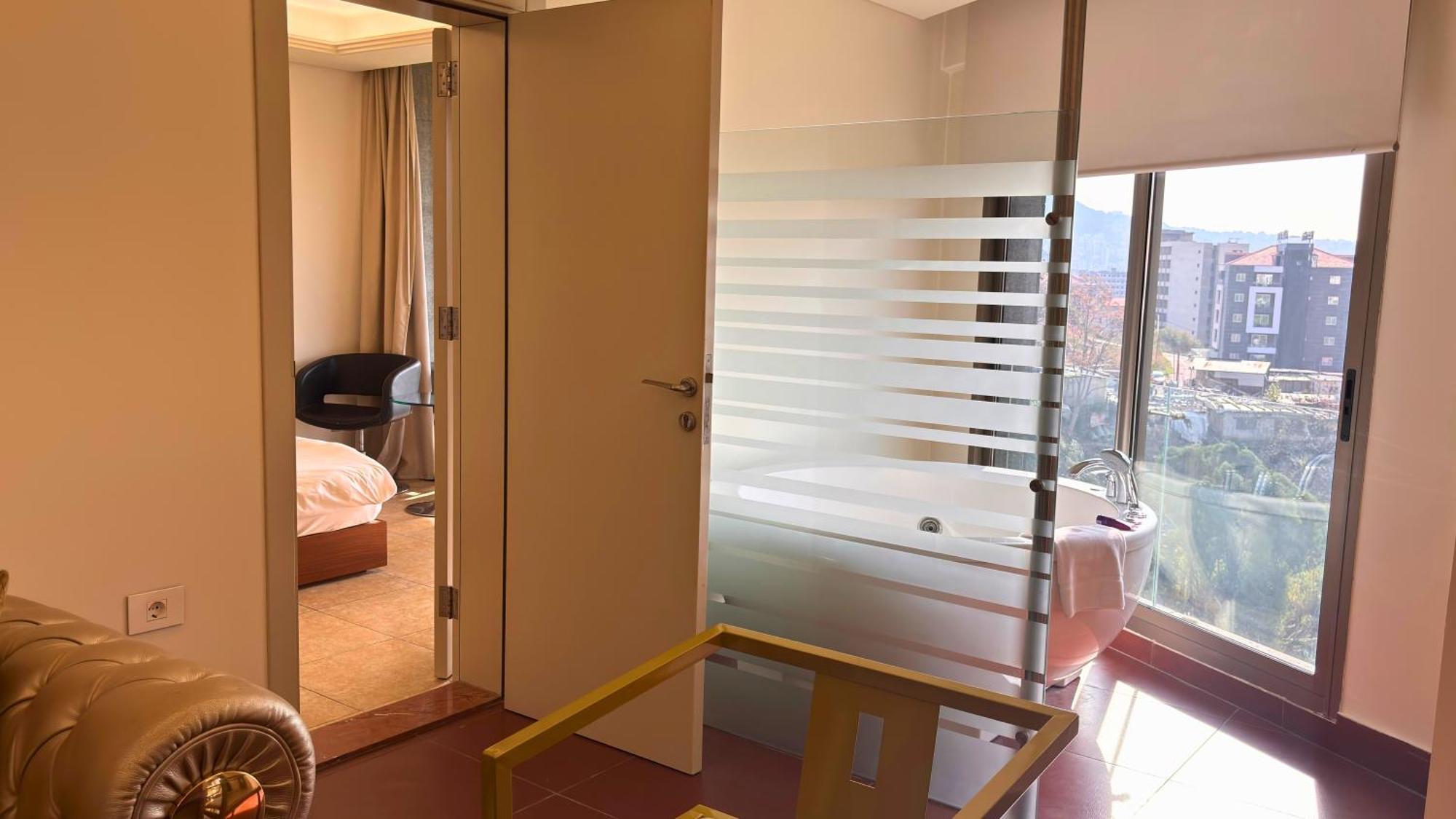 Hotel Xperience Джунія Екстер'єр фото