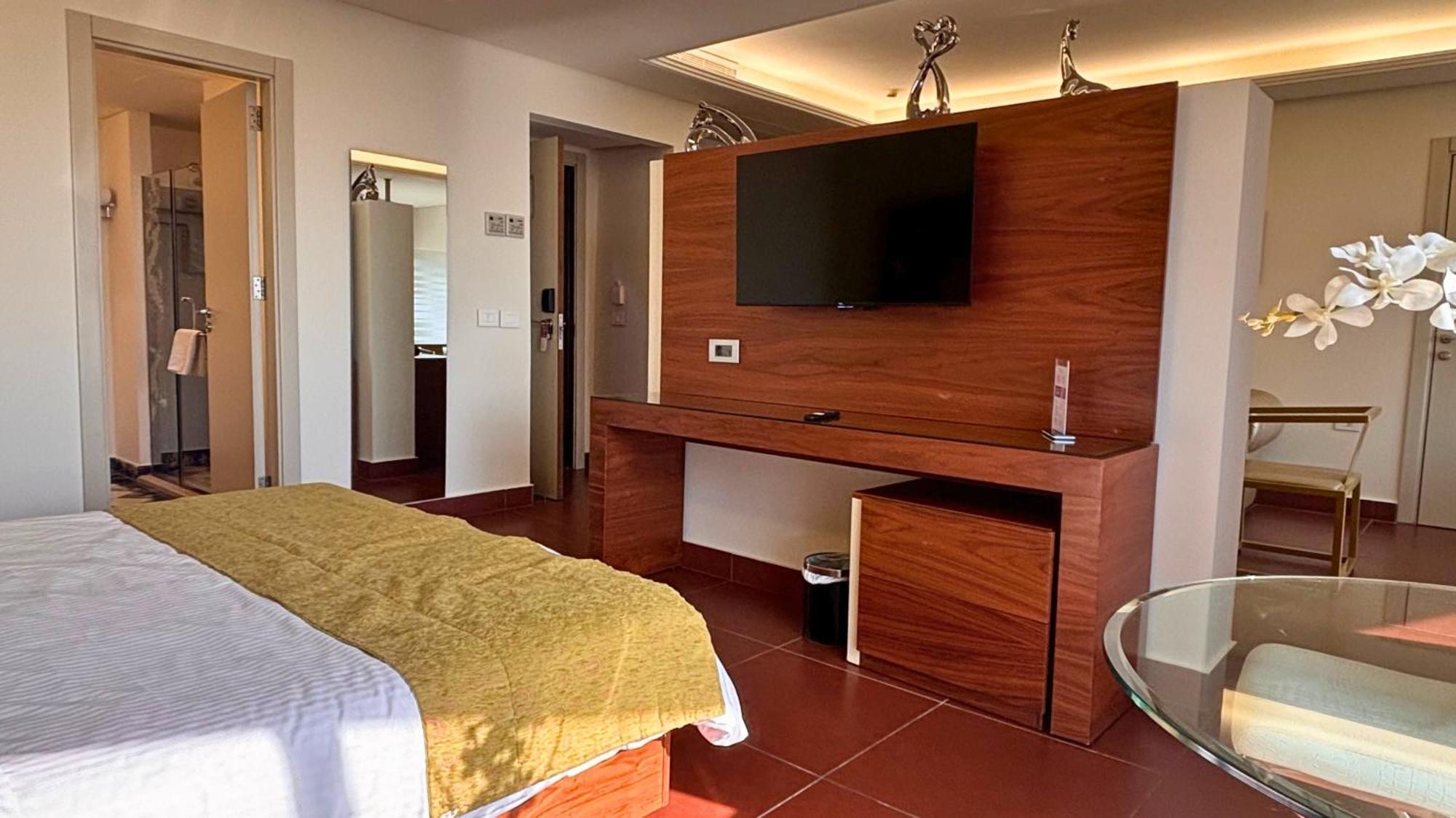 Hotel Xperience Джунія Екстер'єр фото
